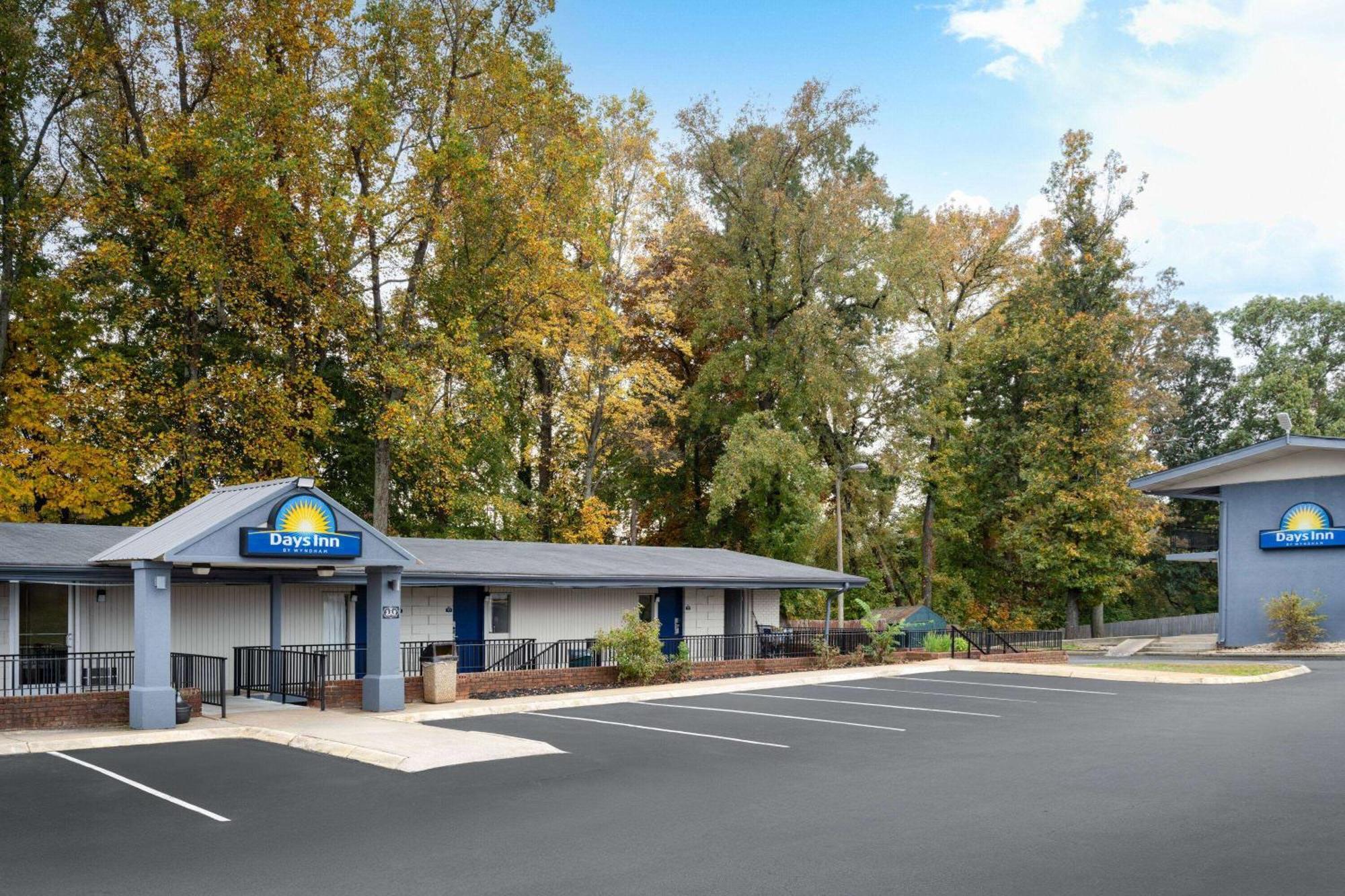 Days Inn By Wyndham Salisbury, Nc Экстерьер фото